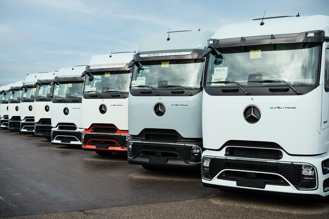 Mercedes-Benz Leading the Charge: eActros 600 Trucks and Emission-Free Logistics in Germany