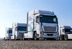 XCIENTHydrogenFuelCellTrucksforHMGMACleanLogistics01
