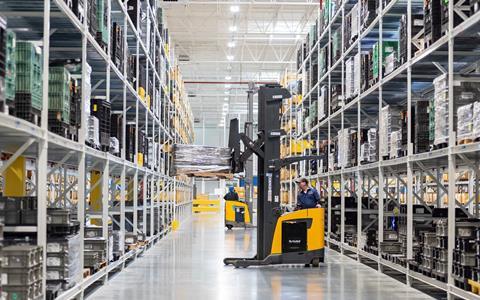 bmw-manufacturing-op_LCX forklift