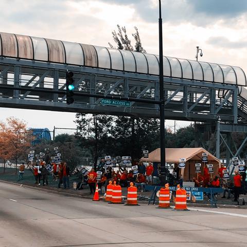 UAW strike on Ford Chicago Assembly plant, day 21