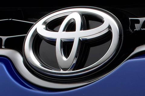 toyota-badge2