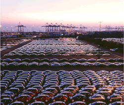 BLG_Autoterminal_Bremerhaven.gif